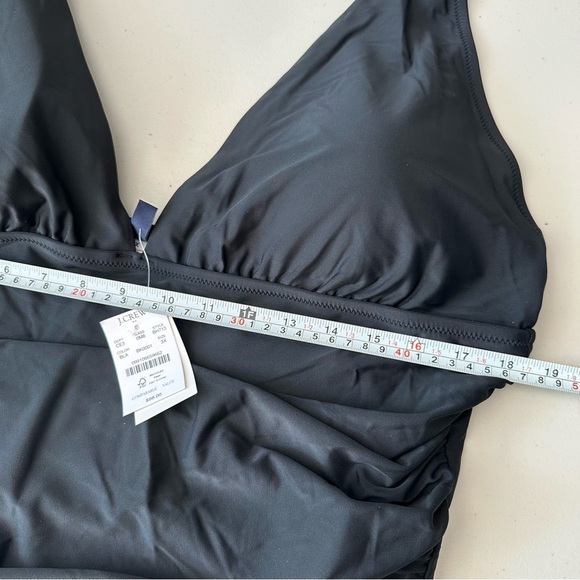 NWT J Crew V Neck Ruched One Piece Swimsuit Black Plus Size 3X - Picture 6 of 9